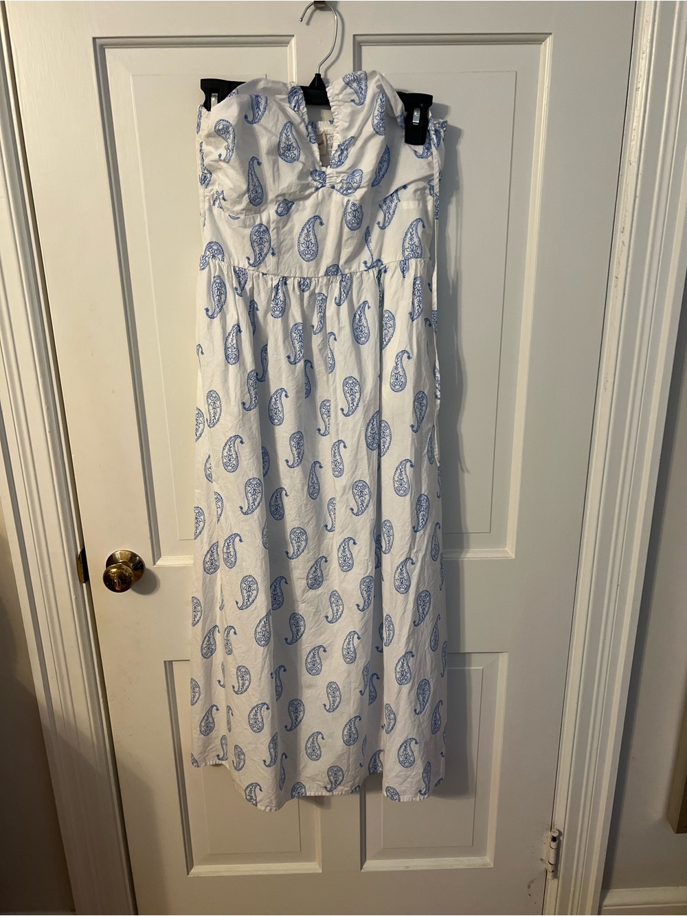 Universal threads white and blue halter dress Paisely print.